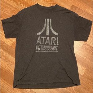 Cool retro style Atari emblem tee.